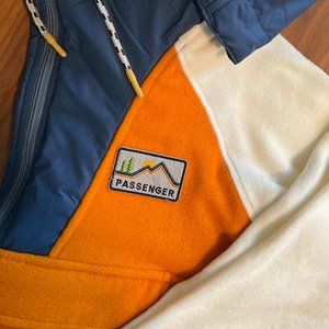 Passenger Retro Fleece 1/2 Zip  - NWT